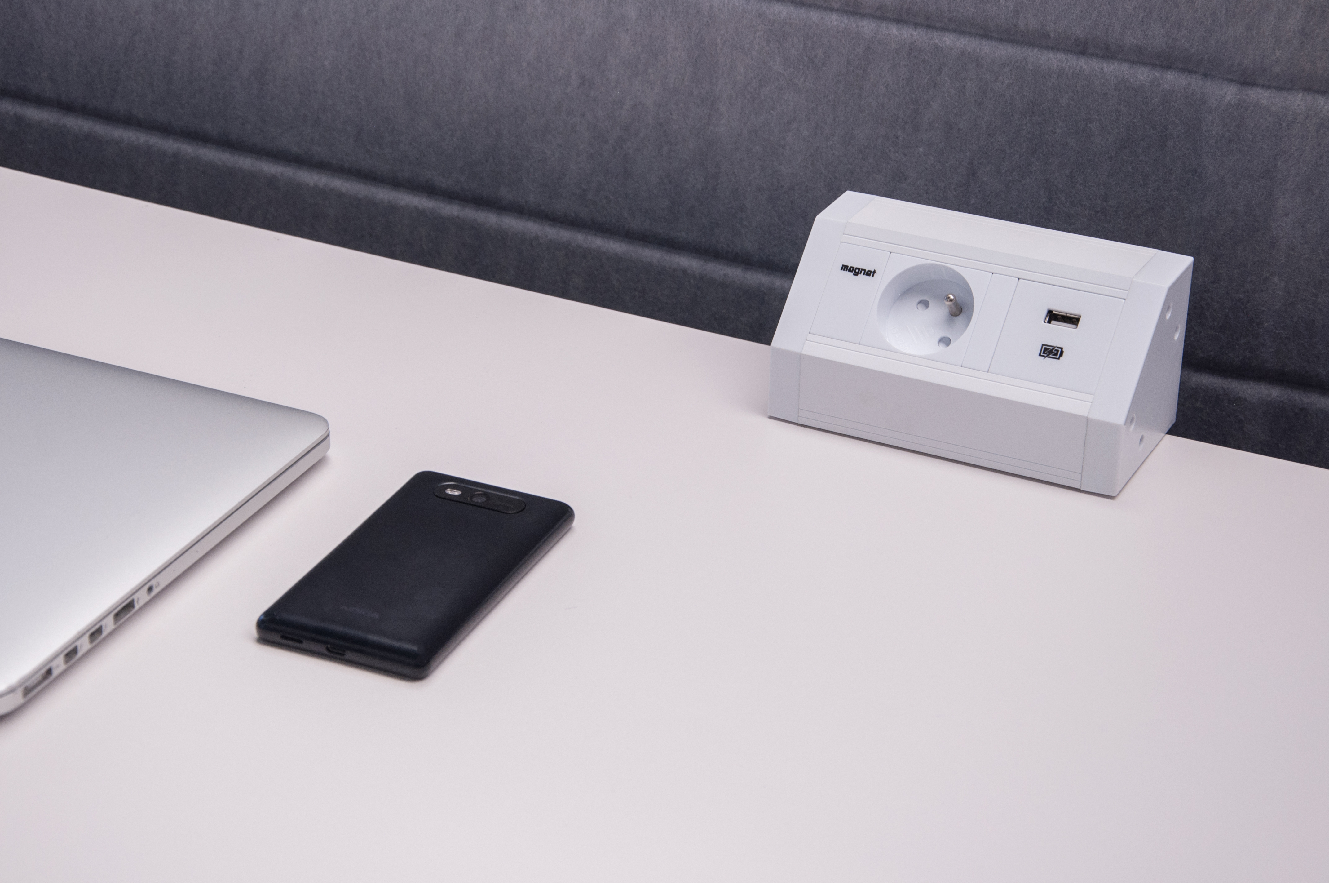 Magnat STICK 5x230V, 1xUSB A+A