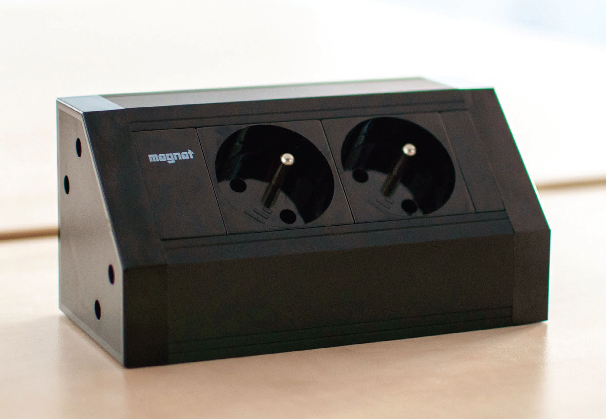 Magnat STICK 6x230 1ST CIRCUIT, 3x230 2ND CIRCUIT